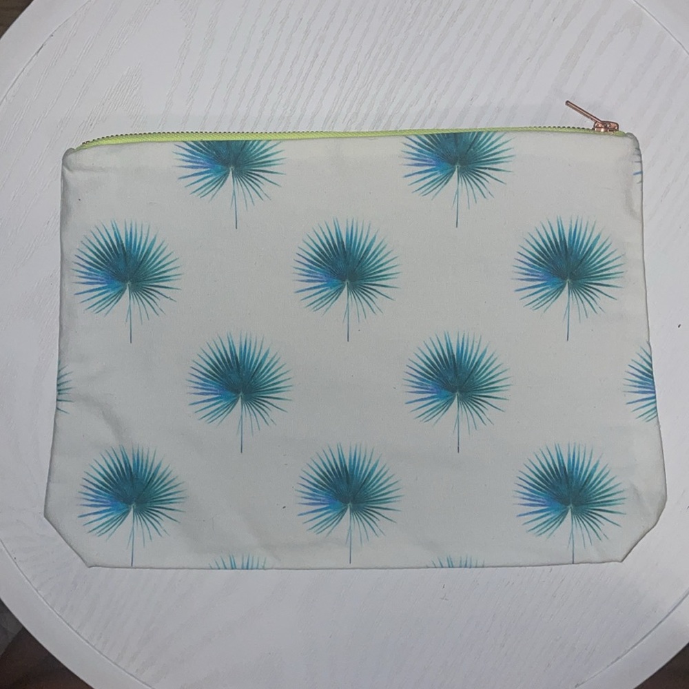 Samudra x Amuse pouch clutch